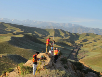 <b>常用测量工具和测量方法</b>