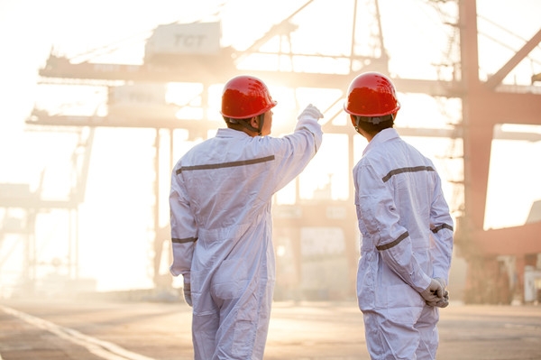 工程咨询公司主要开展什么业务?需要加盟有资质的大公司吗?