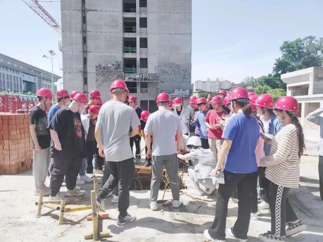 企校共建|西安理工大学师生走进信宇腾远参观交流